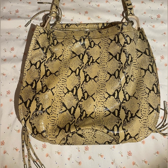 large y2k mock snakeskin 6126 by lindsay lohan purse w/ side corsets - Picture 2 of 13